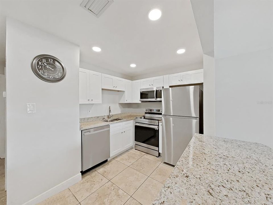 For Sale: $130,000 (1 beds, 1 baths, 500 Square Feet)