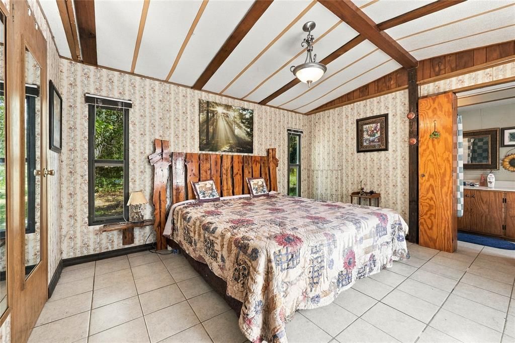 En Venta: $235,000 (3 camas, 2 baños, 1116 Pies cuadrados)