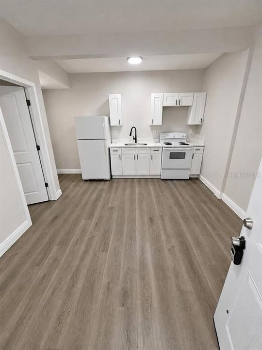 В аренду: $1,275 (2 спален, 1 ванн, 1212 Квадратных фут)