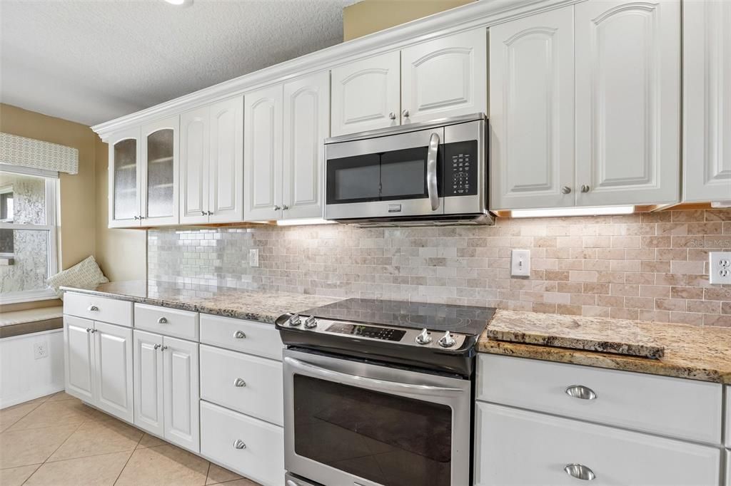 En Venta: $359,000 (3 camas, 2 baños, 2019 Pies cuadrados)
