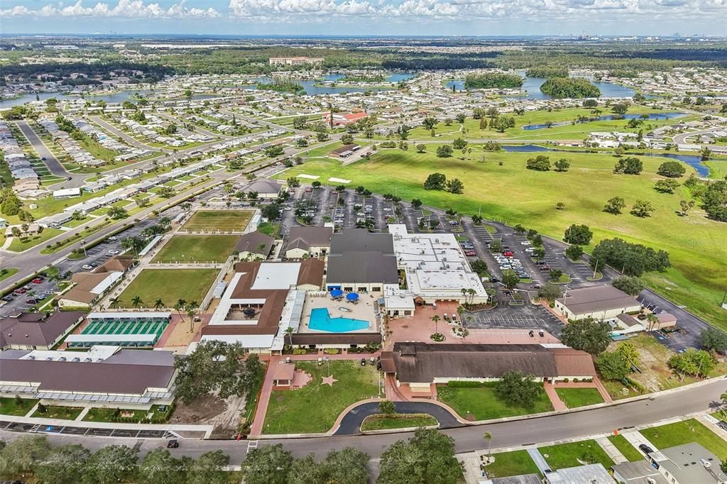 En Venta: $359,000 (3 camas, 2 baños, 2019 Pies cuadrados)