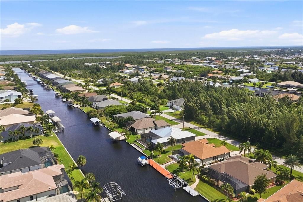 На продажу: $879,900 (3 спален, 3 ванн, 2258 Квадратных фут)