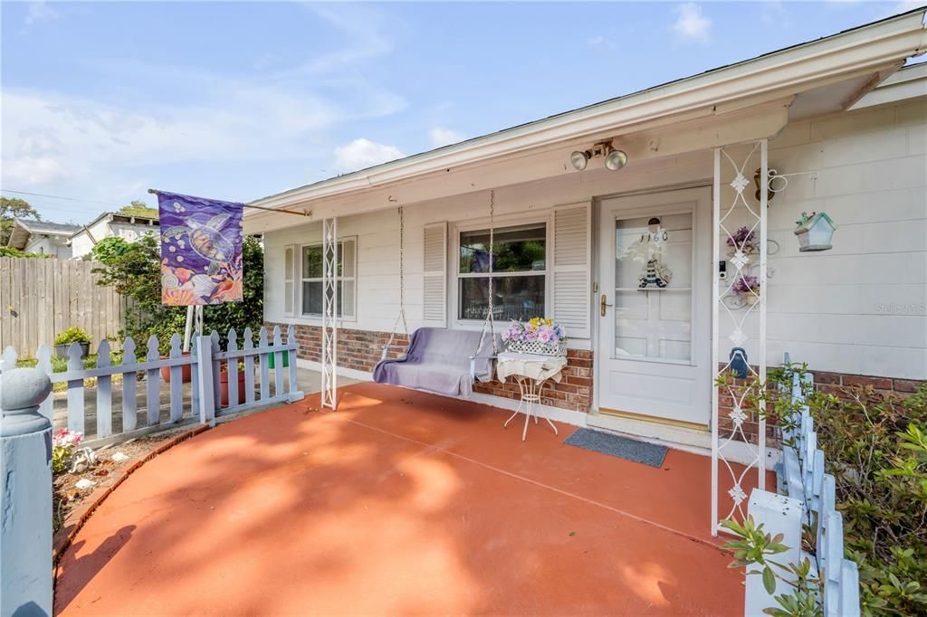 En Venta: $248,000 (4 camas, 2 baños, 1572 Pies cuadrados)