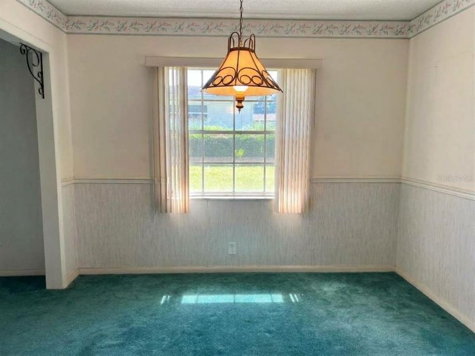 На продажу: $225,000 (3 спален, 2 ванн, 1245 Квадратных фут)