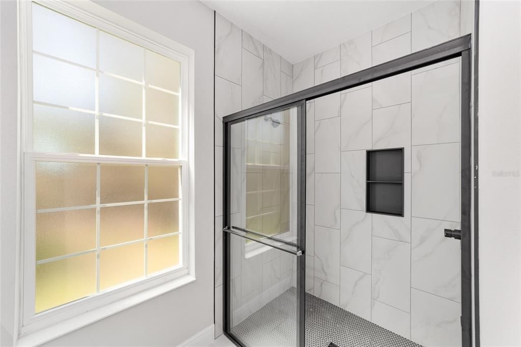 En Venta: $294,900 (3 camas, 2 baños, 1640 Pies cuadrados)