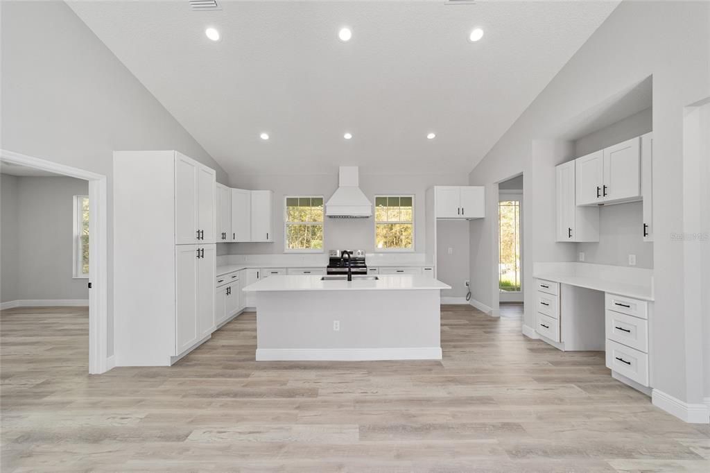 En Venta: $294,900 (3 camas, 2 baños, 1640 Pies cuadrados)