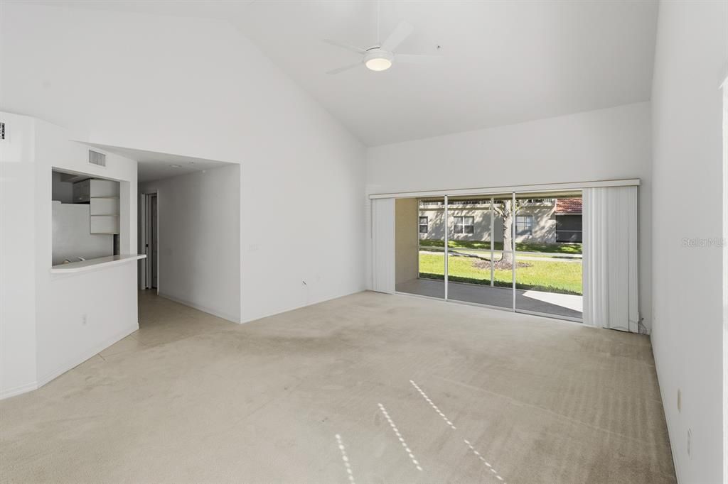 En Venta: $250,000 (2 camas, 2 baños, 1352 Pies cuadrados)