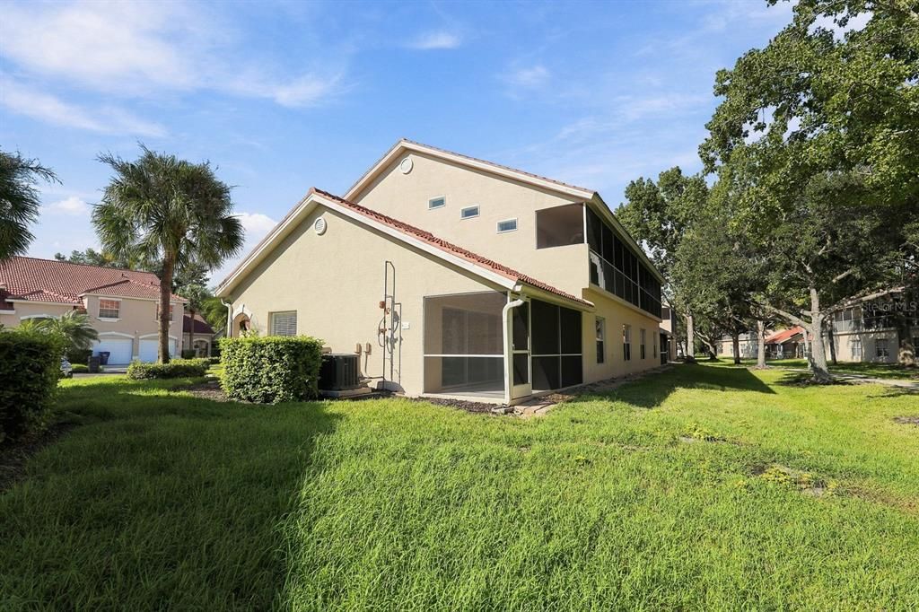 En Venta: $250,000 (2 camas, 2 baños, 1352 Pies cuadrados)