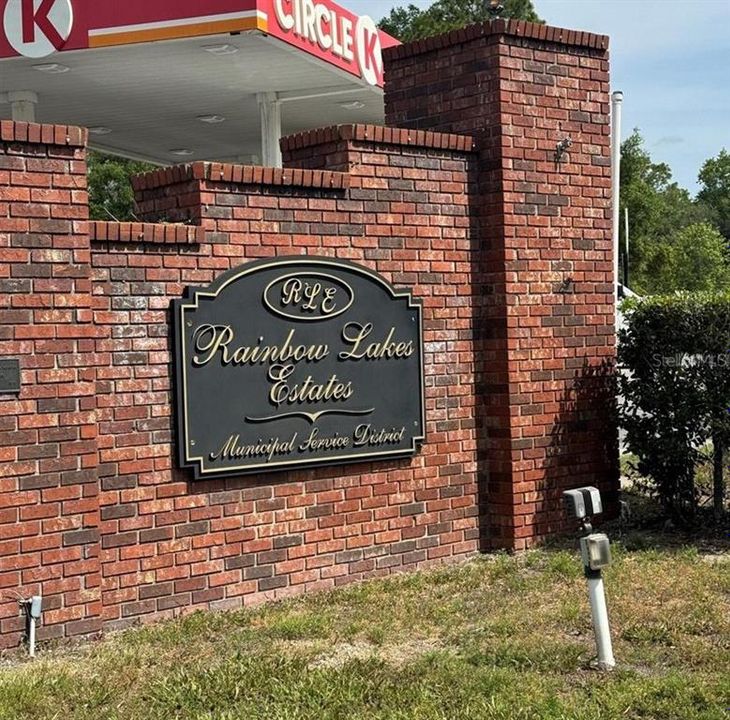 待售: $37,000 (0.99 acres)