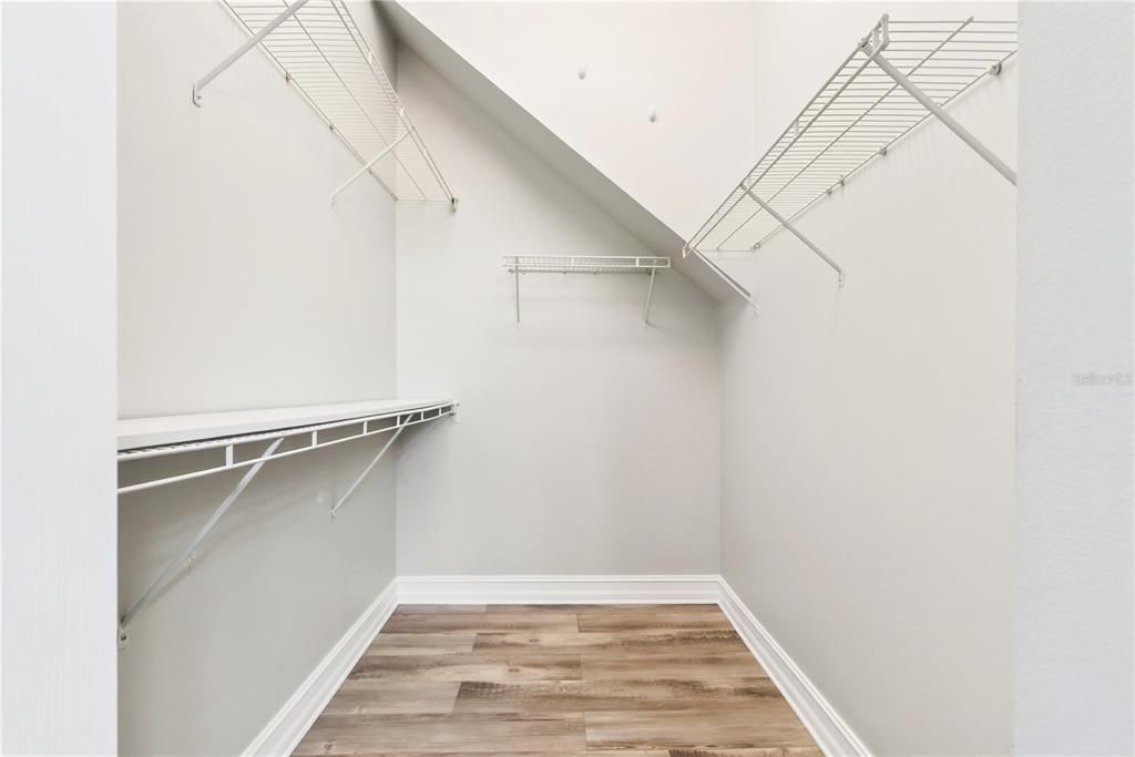В аренду: $2,200 (2 спален, 3 ванн, 1604 Квадратных фут)