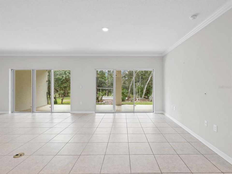 For Sale: $495,000 (4 beds, 3 baths, 2260 Square Feet)