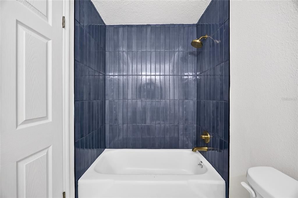 En Venta: $849,900 (5 camas, 3 baños, 3088 Pies cuadrados)