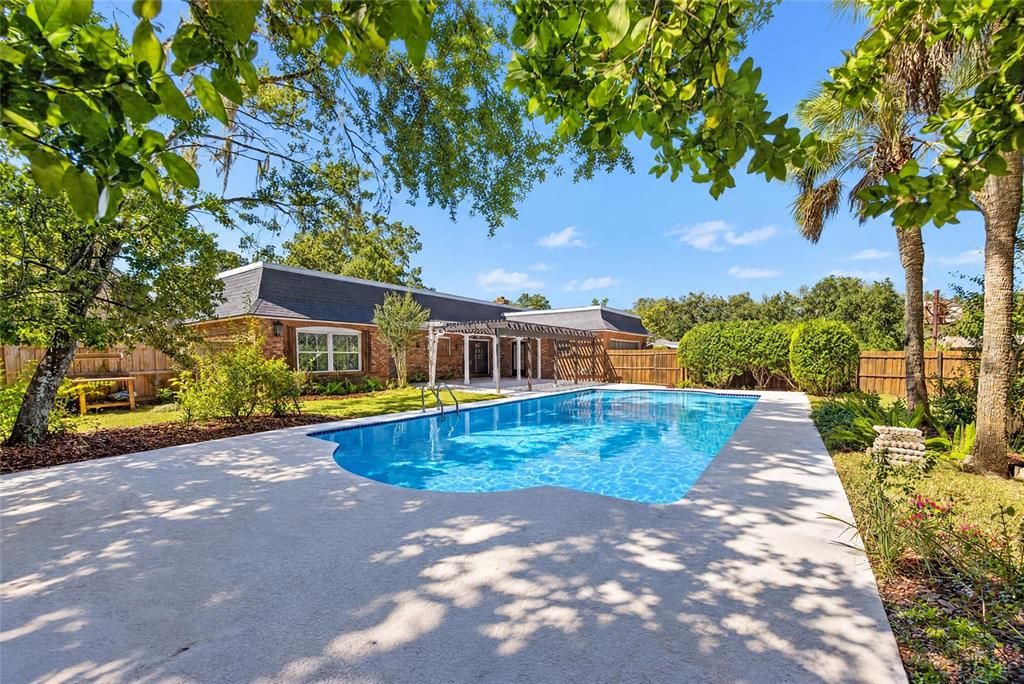 En Venta: $849,900 (5 camas, 3 baños, 3088 Pies cuadrados)