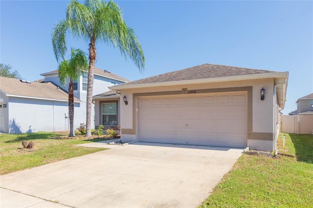 For Sale: $259,900 (3 beds, 2 baths, 1784 Square Feet)
