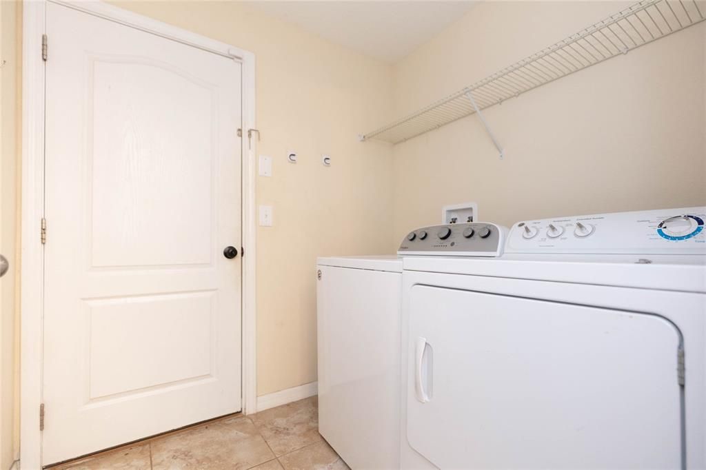 For Sale: $259,900 (3 beds, 2 baths, 1784 Square Feet)
