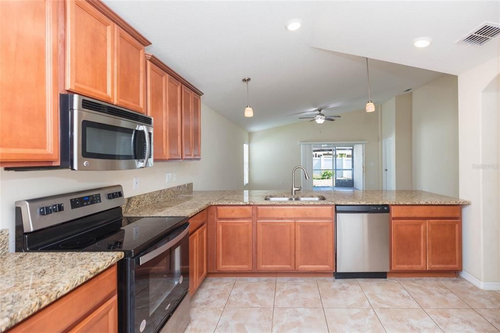 For Sale: $259,900 (3 beds, 2 baths, 1784 Square Feet)