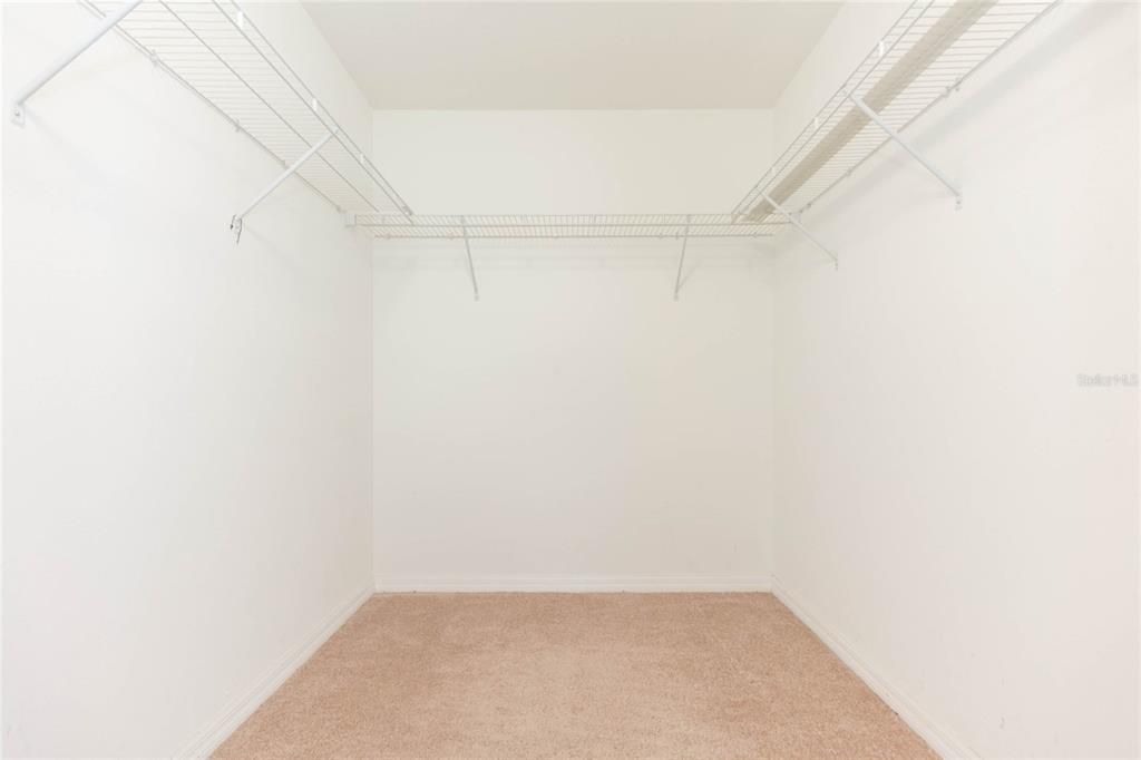 For Sale: $259,900 (3 beds, 2 baths, 1784 Square Feet)