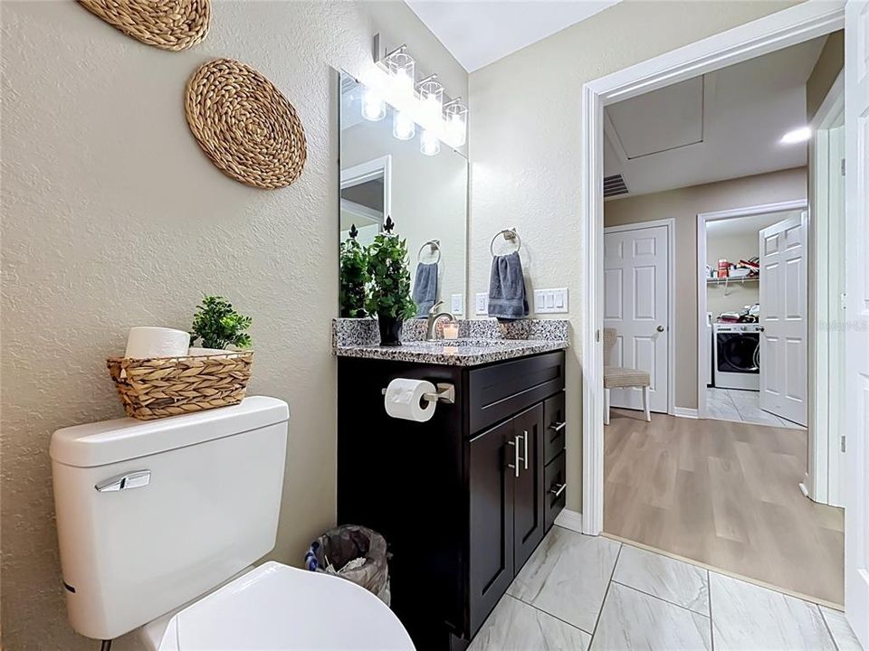 En Venta: $327,700 (4 camas, 2 baños, 1830 Pies cuadrados)