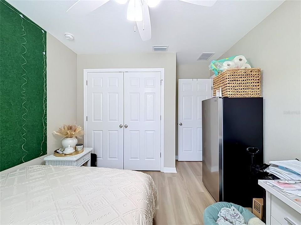 En Venta: $327,700 (4 camas, 2 baños, 1830 Pies cuadrados)