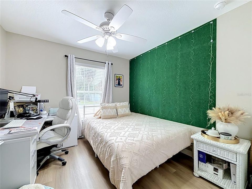 En Venta: $327,700 (4 camas, 2 baños, 1830 Pies cuadrados)