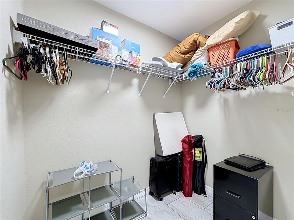 En Venta: $327,700 (4 camas, 2 baños, 1830 Pies cuadrados)