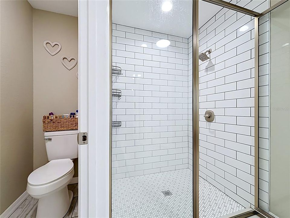 En Venta: $327,700 (4 camas, 2 baños, 1830 Pies cuadrados)