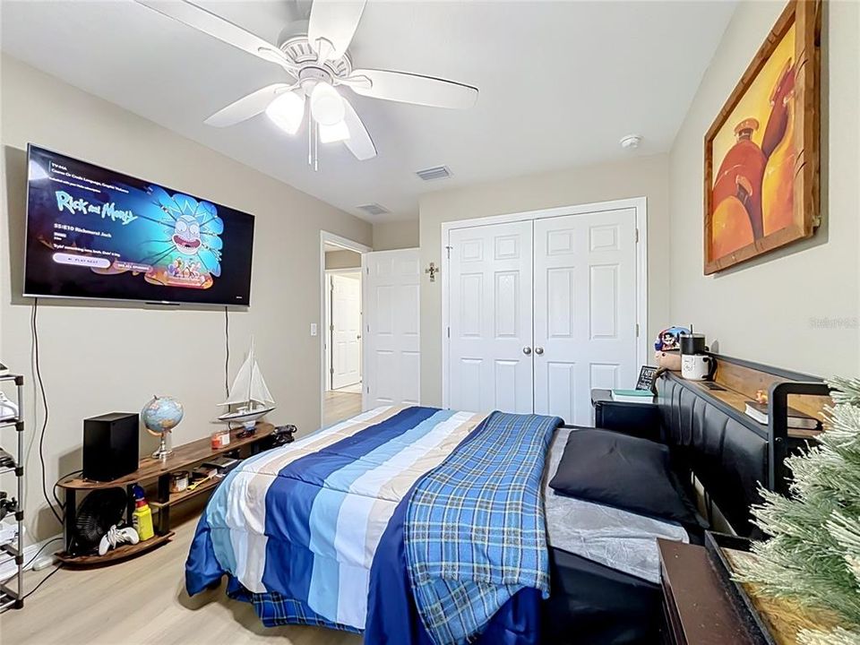 En Venta: $327,700 (4 camas, 2 baños, 1830 Pies cuadrados)