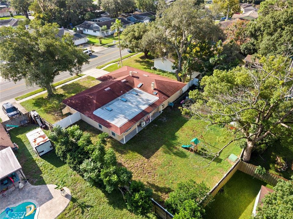 En Venta: $480,000 (4 camas, 2 baños, 2449 Pies cuadrados)