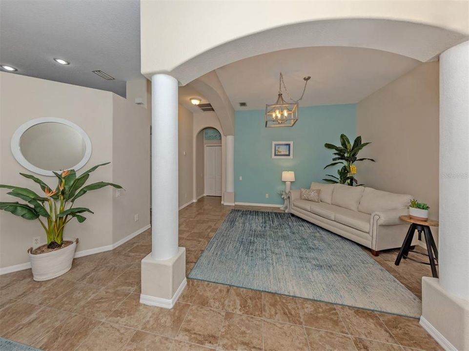 For Sale: $449,000 (3 beds, 2 baths, 1897 Square Feet)