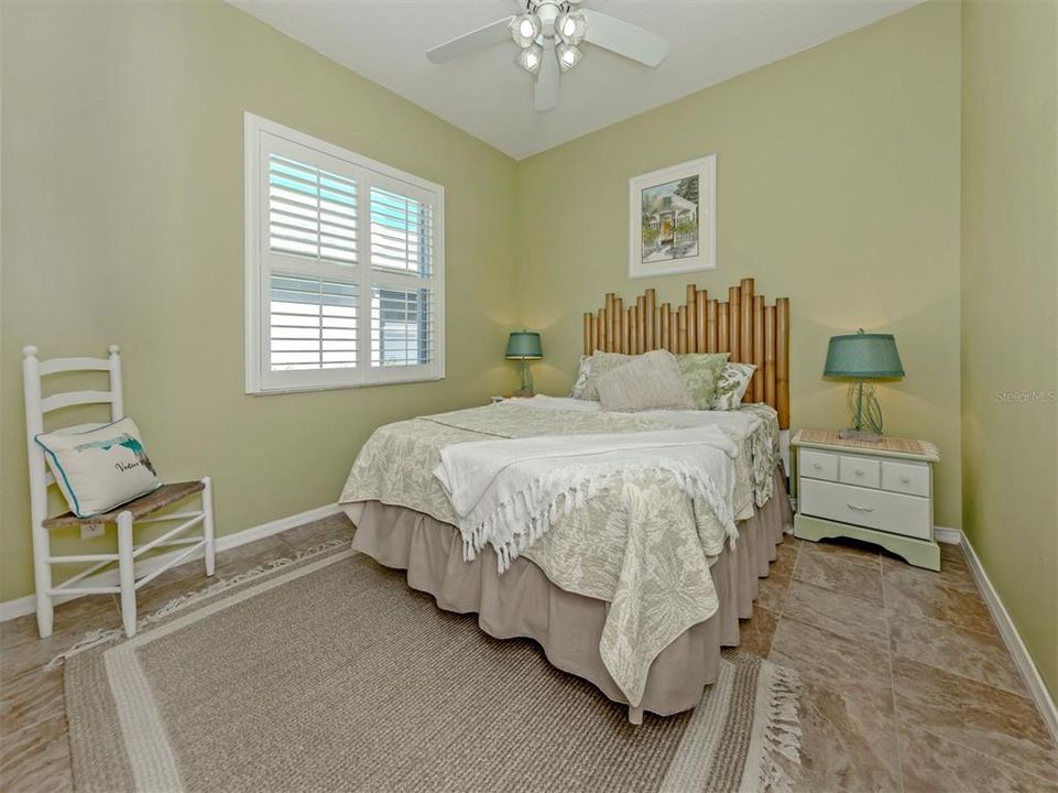 For Sale: $449,000 (3 beds, 2 baths, 1897 Square Feet)