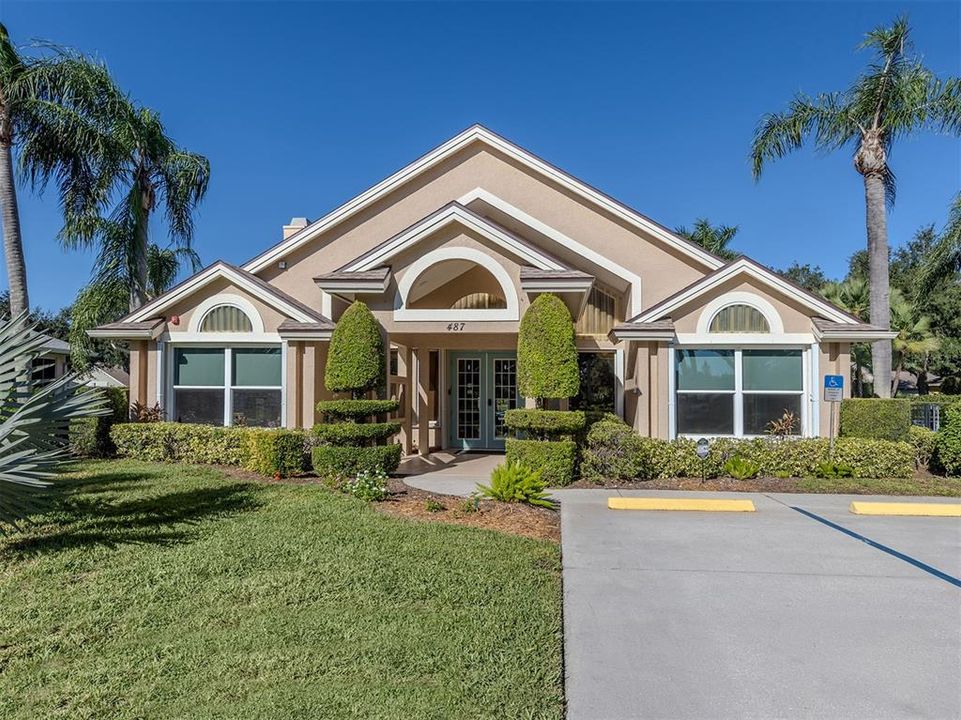 For Sale: $449,000 (3 beds, 2 baths, 1897 Square Feet)