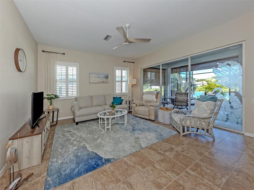 For Sale: $449,000 (3 beds, 2 baths, 1897 Square Feet)