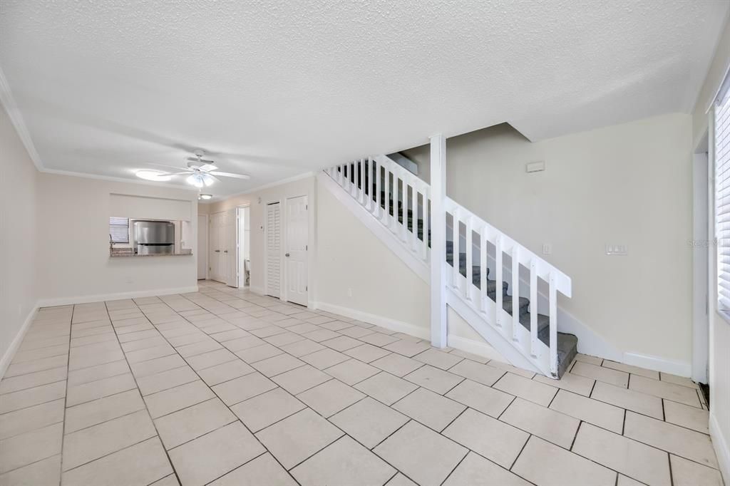 В аренду: $1,795 (2 спален, 2 ванн, 1200 Квадратных фут)