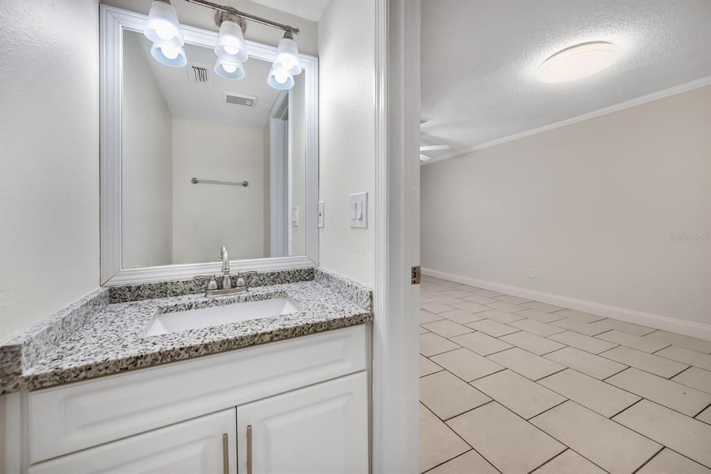 В аренду: $1,795 (2 спален, 2 ванн, 1200 Квадратных фут)
