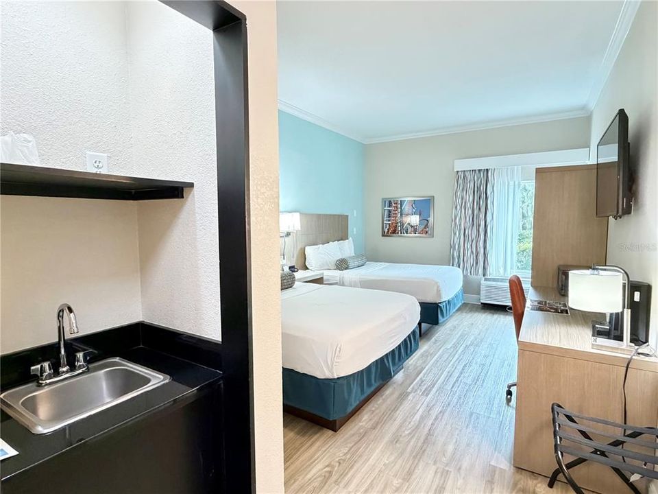 For Sale: $47,000 (1 beds, 1 baths, 304 Square Feet)