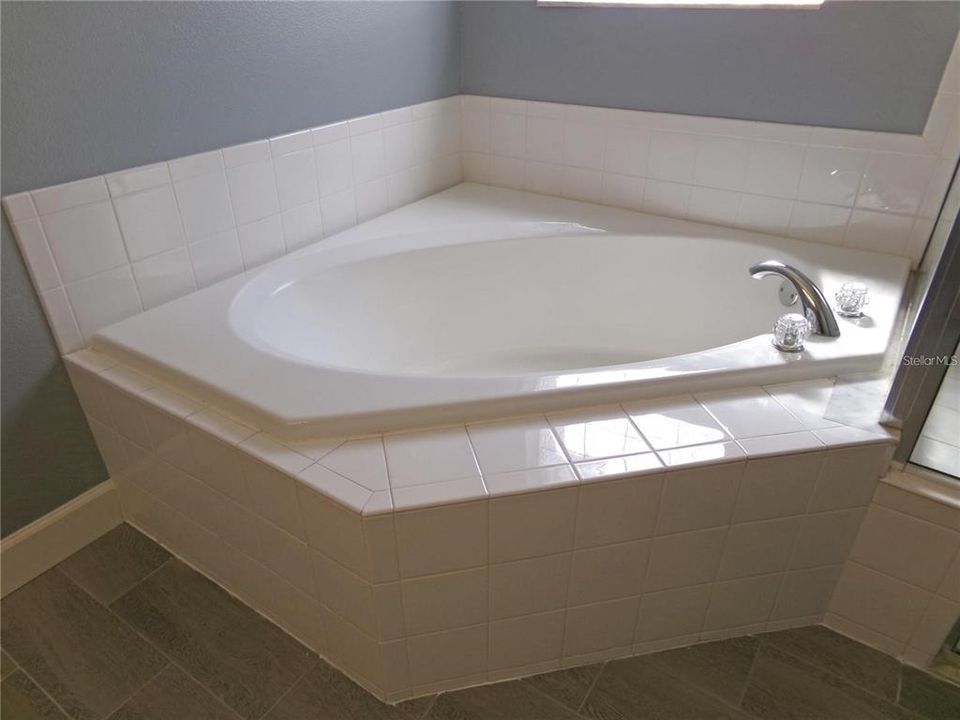 В аренду: $2,400 (3 спален, 2 ванн, 1470 Квадратных фут)