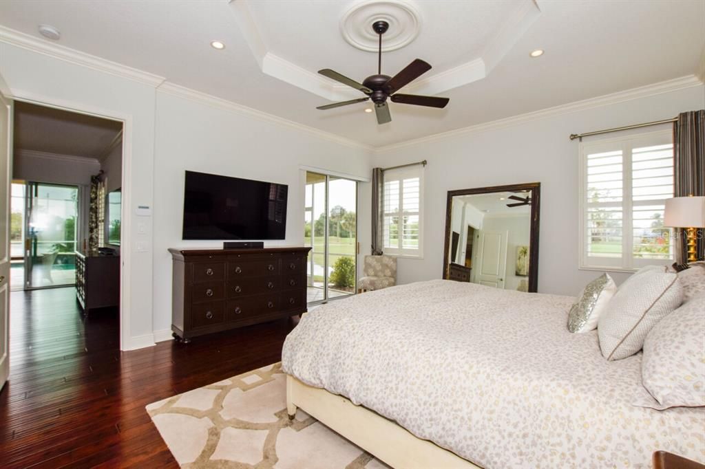 For Sale: $995,000 (3 beds, 3 baths, 2958 Square Feet)