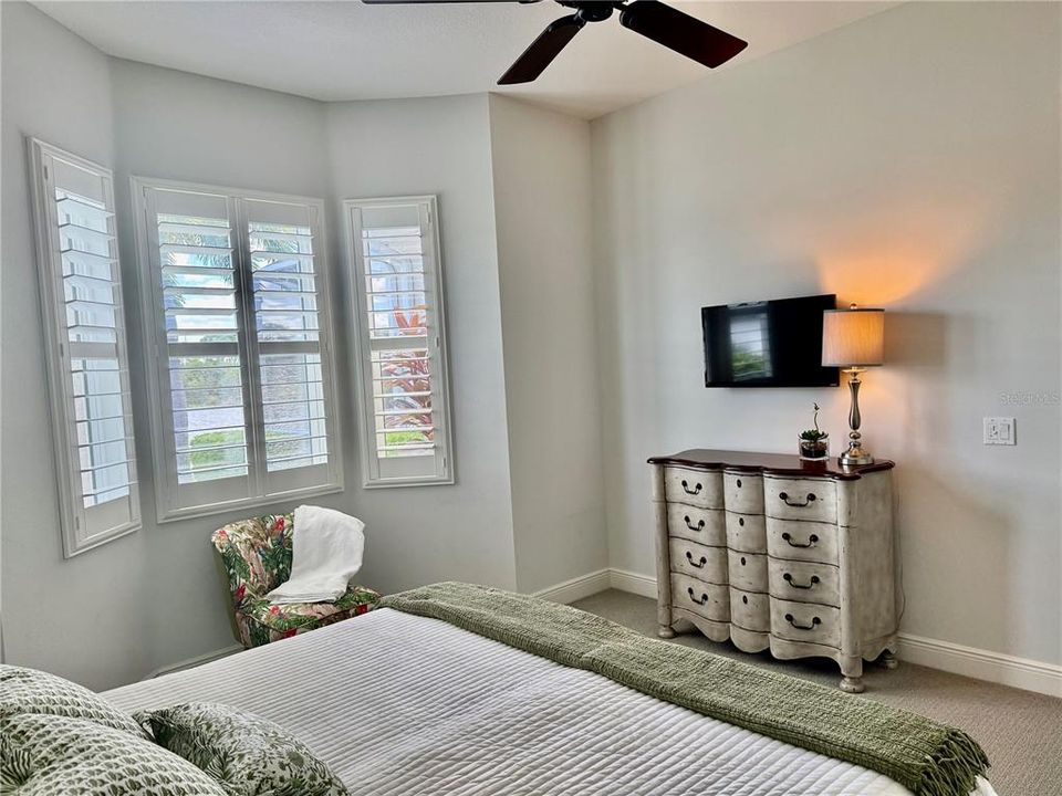 For Sale: $995,000 (3 beds, 3 baths, 2958 Square Feet)