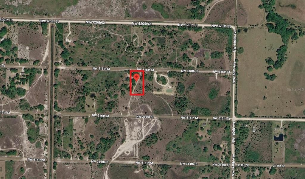 En Venta: $35,000 (1.25 acres)