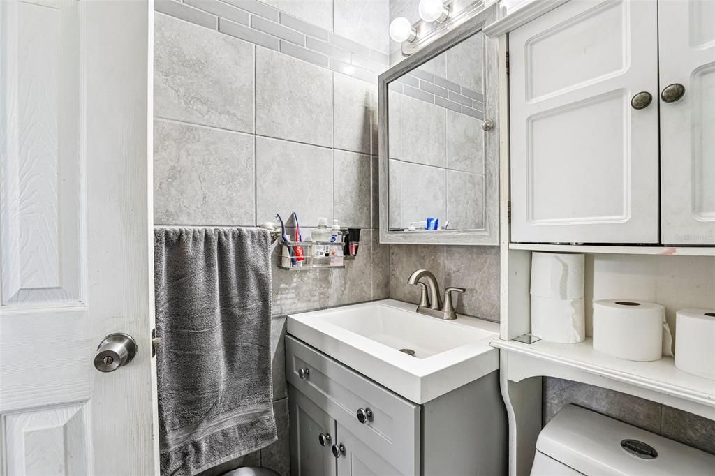 На продажу: $239,000 (3 спален, 2 ванн, 984 Квадратных фут)