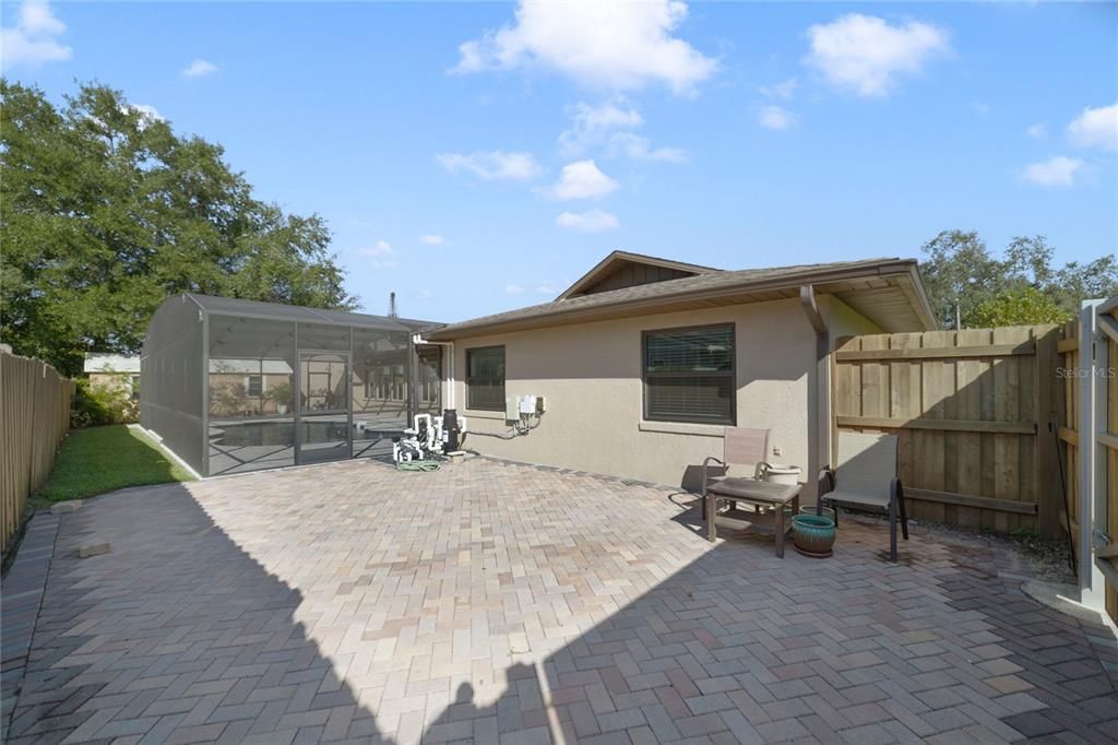 En Venta: $665,000 (4 camas, 2 baños, 2495 Pies cuadrados)
