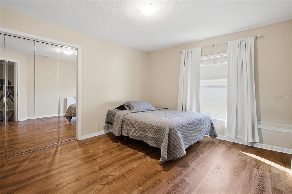 For Sale: $895,000 (4 beds, 3 baths, 2185 Square Feet)