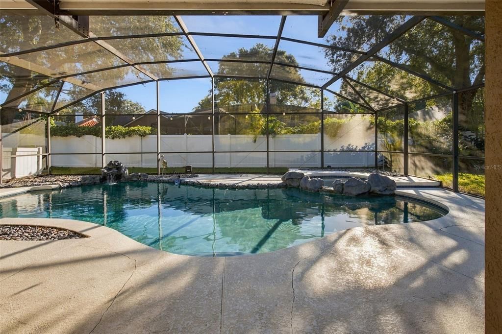 For Sale: $895,000 (4 beds, 3 baths, 2185 Square Feet)