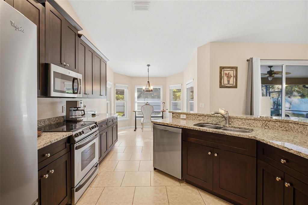 For Sale: $895,000 (4 beds, 3 baths, 2185 Square Feet)