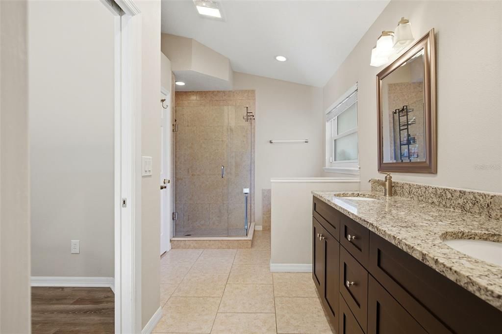 For Sale: $895,000 (4 beds, 3 baths, 2185 Square Feet)