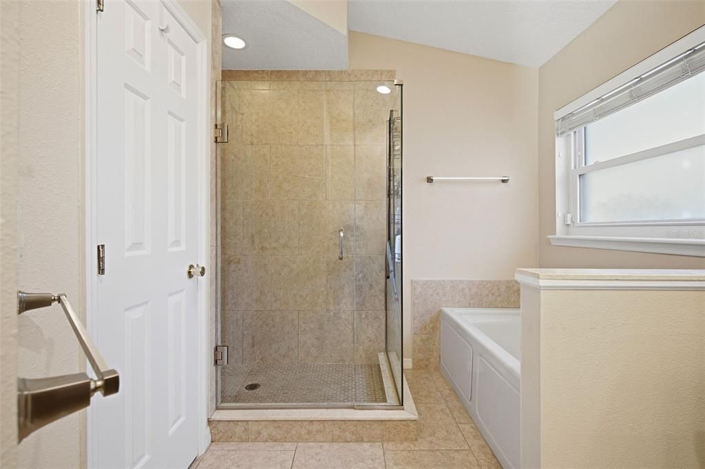 For Sale: $895,000 (4 beds, 3 baths, 2185 Square Feet)