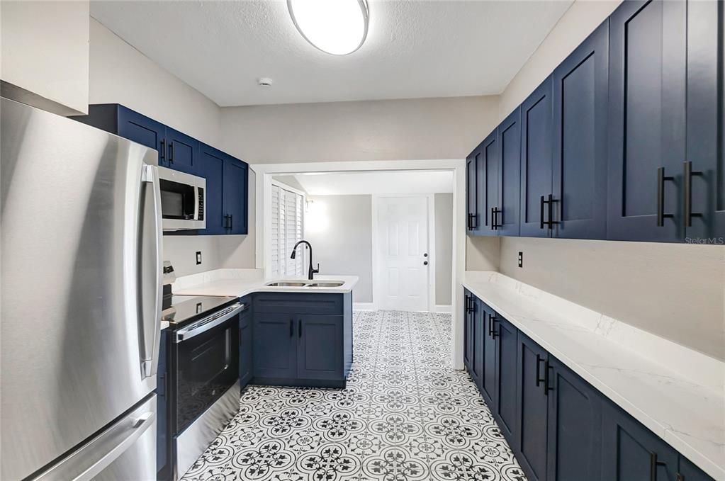 En Venta: $389,900 (3 camas, 1 baños, 1180 Pies cuadrados)