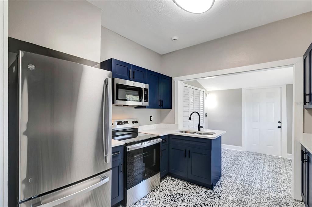 En Venta: $389,900 (3 camas, 1 baños, 1180 Pies cuadrados)