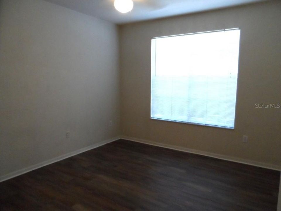 В аренду: $1,585 (1 спален, 1 ванн, 851 Квадратных фут)