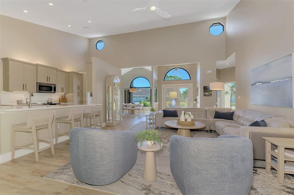 En Venta: $795,000 (3 camas, 2 baños, 2106 Pies cuadrados)
